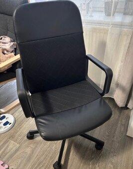 Psací stůl a židle - 3