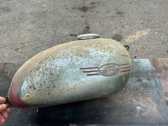 Nádrž JAWA ČZ 175 356 nevyrezlá - 3