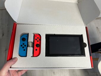 Nintendo Switch- 1 generace -7x hra - 3