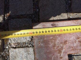 Staré, kovové dveře "80" - 3