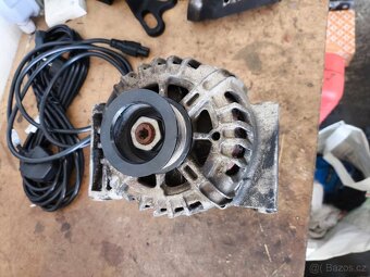 Originální alternátor Opel 1.6 - 3