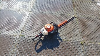 Plotostřih Stihl  HS 82 R - 3