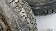 Prodám 4ks originál plechové obuté disky na Škoda 105,120 M - 3