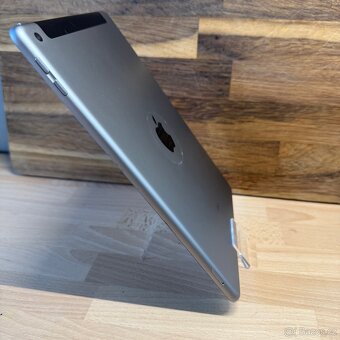 iPad 6 Wi-Fi + Cellular 32GB, 2018, černý (12 měsíců záruka) - 3