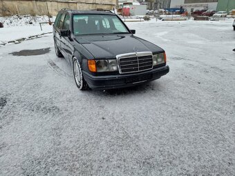 Mercedes W124 300TE, motorizace 300E benzinový šestiválec s - 3