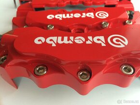 Krytky na brzdy Brembo pro vozy SUV - 3