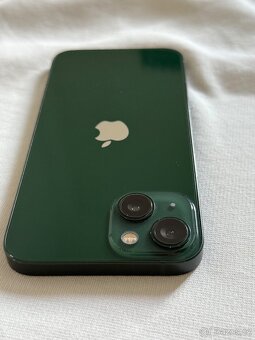 iPhone 13 256 GB Zelený – plně funkční, drobné kosmetické va - 3