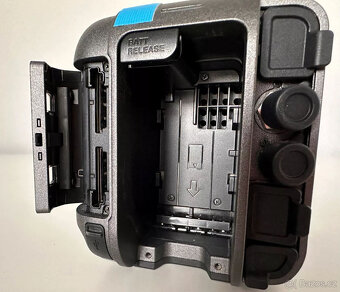 SONY ILME-FX6V (FX6) • 35mm plnoformátová filmová videokamer - 3