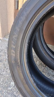 2ks letni pneu Dunlop 225/45-17 vzorek 4,5-5mm - 3