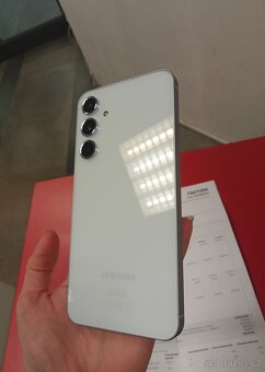Samsung Galaxy A55 5G 8GB/128GB záruka 10/2026 T-mobile - 3