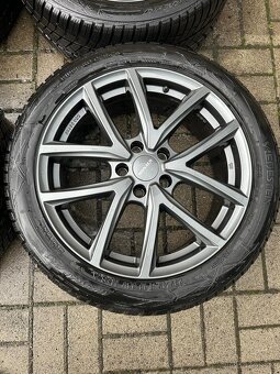 ALU kola Škoda pneu Vredestein 235/45 R18 zimní pneu - 3