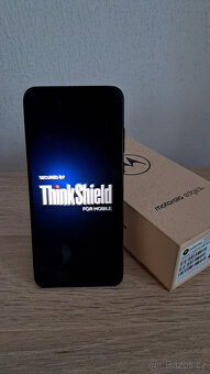 Motorola Edge 30 NEO 5G (čtěte popis) - 3