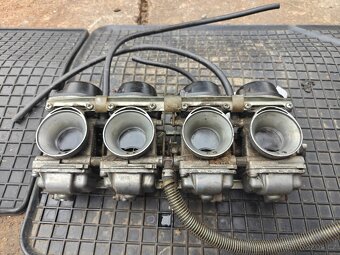 Suzuki GSF 1200 Bandit - karburátory - 3