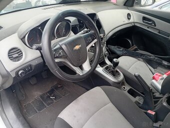 Chevrolet Cruze 2.0 vcdi 110kw Díly - 3