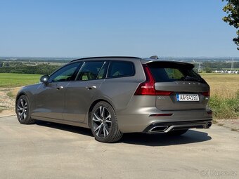 Volvo V60 R Design D4 - 3