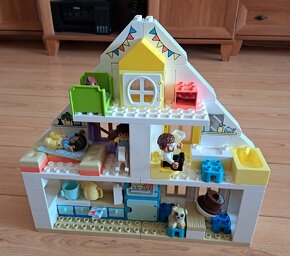 LEGO DUPLO 10929 Domeček na hraní - 3