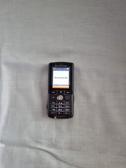 Sony Ericsson K750i - 3