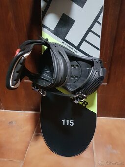 Prodám úplně nový snowboard HATCHEY 115cm dlouhý. - 3