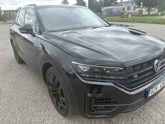 VW Touareg V8 4,0TDI 310kW R-line - black paket - 3