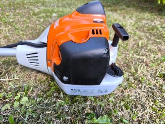 Stihl FS 240 Zánovní - 3