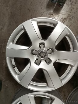 Použité Alukola 17" 5X112 J7,5 ET37 OR díl Audi - 3