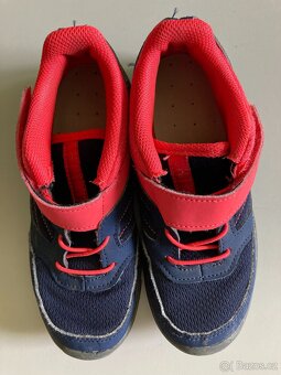 Sportovní boty/tenisky zn. Decathlon vel. 33 - 3