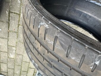 235/30 R20 - 3