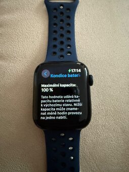 Apple Watch SE 2 (2024) 44mm Midnight, baterie 100%, zánovní - 3