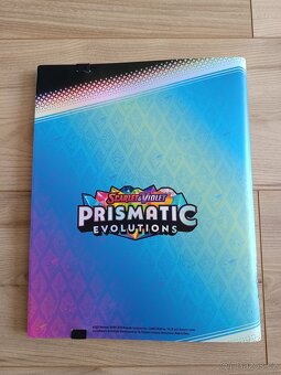 Pokémon Prismatic Evolutions album + karty DE - 3