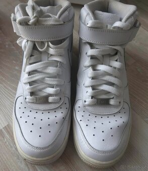 m Nike Air Force 1. Mid - 3