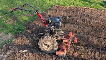 VARI s motorem KOHLER - 3