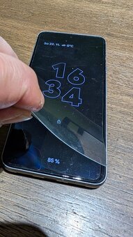 GOOGLE Pixel 8 256GB Hazel - 3