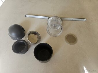 Ruční/Cestovní kávovar Leverpresso V3, černý - 3