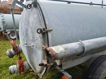 Fekální přívěs 4 m³ - 3