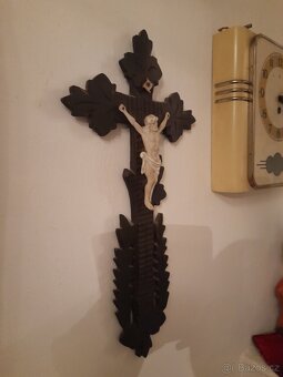 Starožitný dřevěný kříž - 3