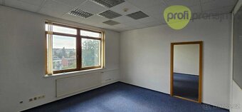 Pronájem kanceláře 58 m² - 3