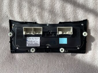 Prodám panel klimatizace VW Passat B7 + rámeček - 3