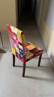 Barevné židle - 3