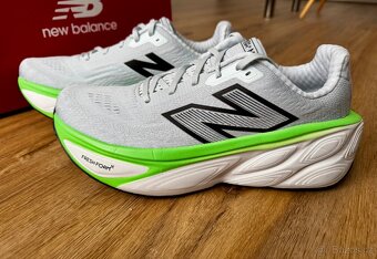 Zánovní boty New Balance Fresh Foam V5 - vel.44 (1x na sobě) - 3