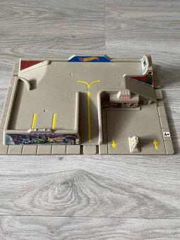 Hot Wheels dráhy + 8 aut - 3
