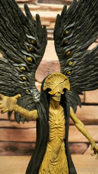 Figurka Anděl smrti Hellboy II Mezco Toys - 3