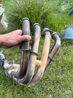 Svody a vyfuk na Yamaha R6 06-16 - 3
