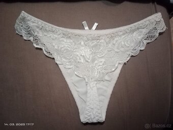Bílá tanga - 3