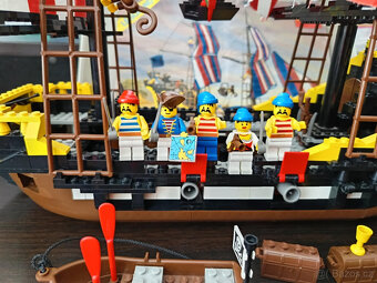 LEGO Pirates 6285 Black Seas Barracuda +návod - 3