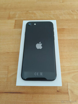 iPhone SE 2020 64GB, černý - 3
