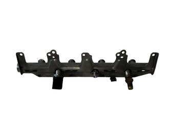 Vstřikovací lišta 06F133317G 2.0TFSI 147KW BWA - 3