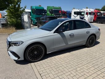 Mercedes-Benz E 200 AMG Line Advanced - 3