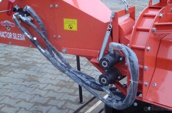 Štěpkovač za malotraktor  WC-8  s hydraulikou - 3