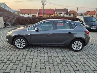 OPEL ASTRA J 1,4T 103 kW - 3