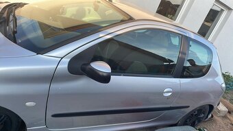 Peugeot 206 - 3